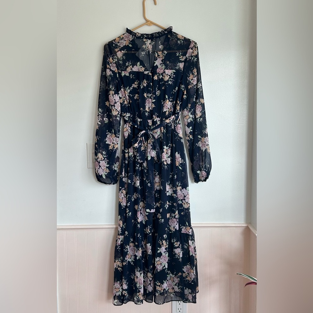 NWT Moon River Blue Floral Long Sleeve Maxi Dress - Picture 3 of 8